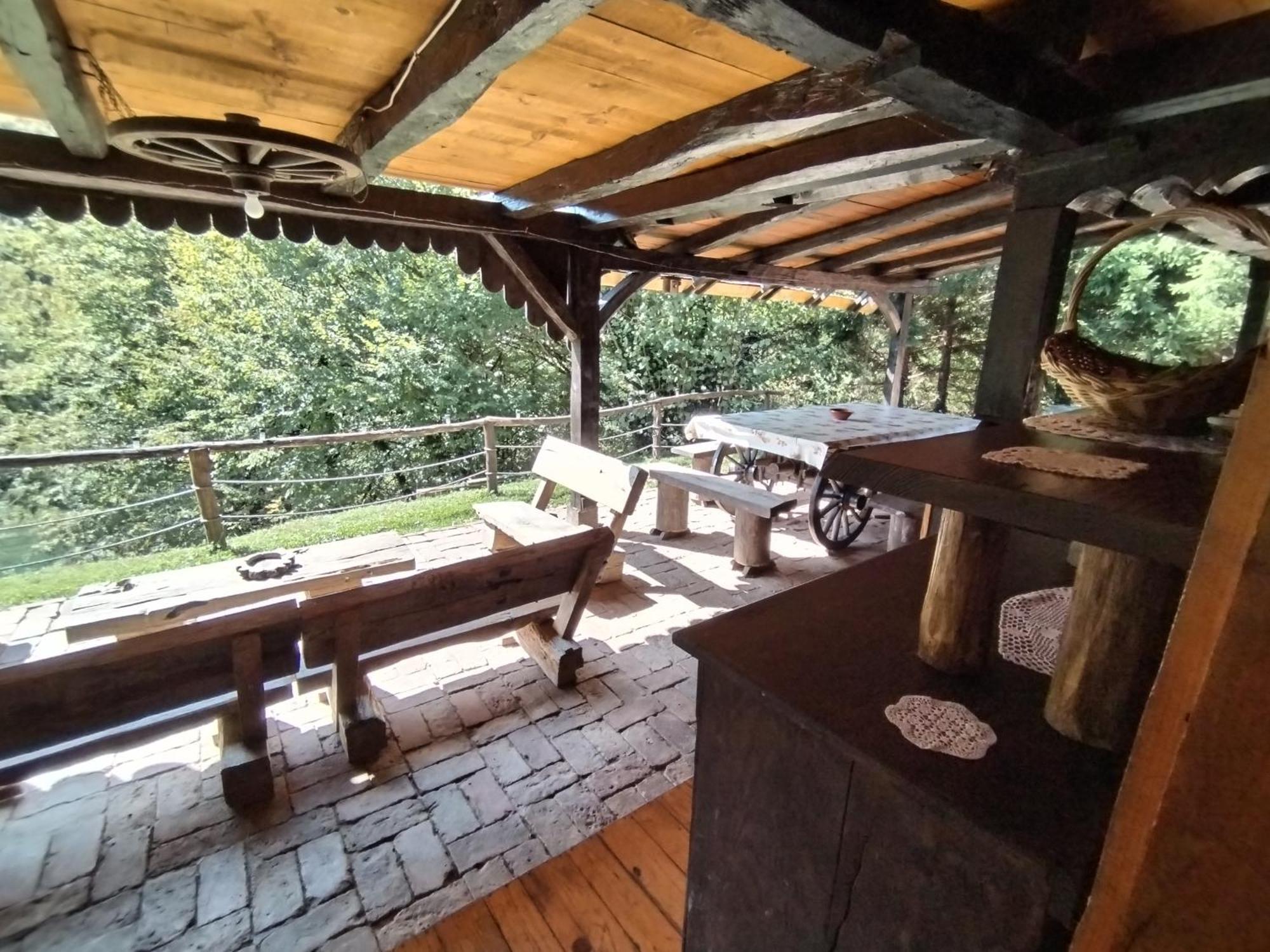 Vacation House Spiritus Flumine Netretic エクステリア 写真